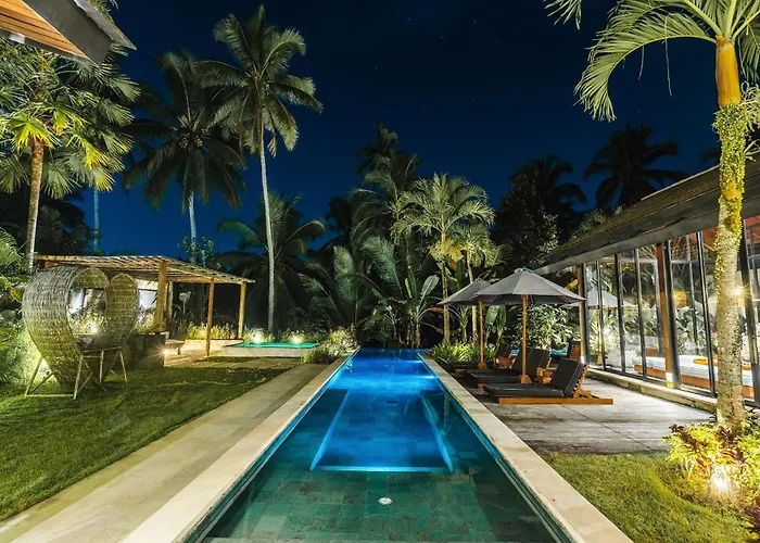 Luxury With Jacuzzi Near Monkey Forest Villa