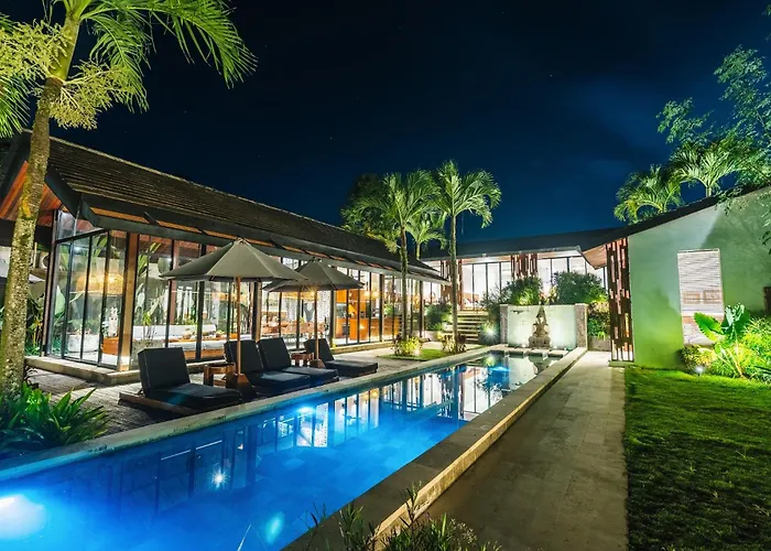 Luxury With Jacuzzi Near Monkey Forest Villa *
