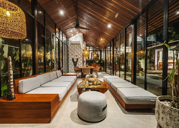 Luxury With Jacuzzi Near Monkey Forest Villa *