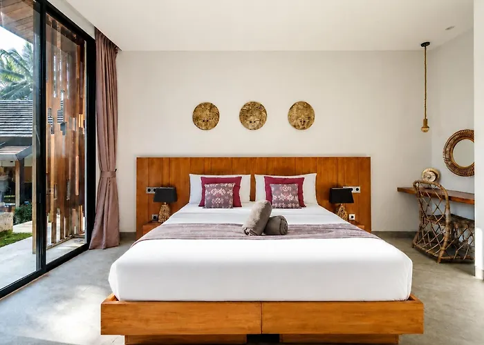 Luxury With Jacuzzi Near Monkey Forest Villa