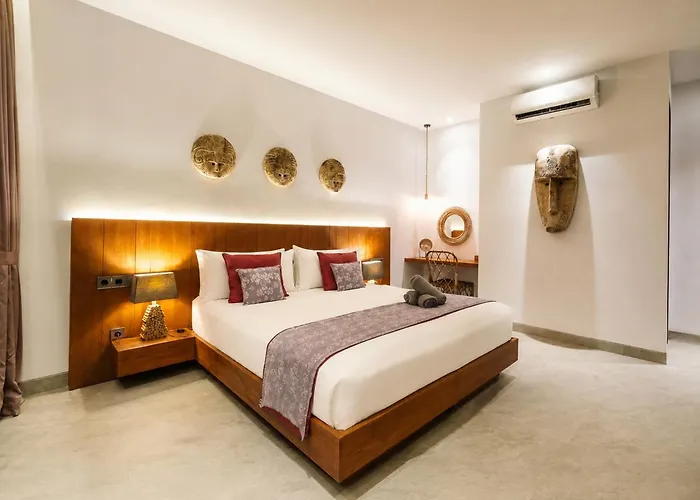 Villa Luxury With Jacuzzi Near Monkey Forest Ubud