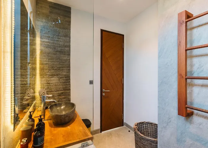 Villa Luxury With Jacuzzi Near Monkey Forest