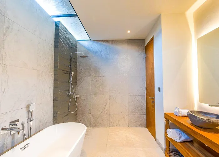 Villa Luxury With Jacuzzi Near Monkey Forest