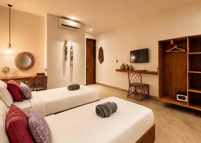Luxury With Jacuzzi Near Monkey Forest Ubud